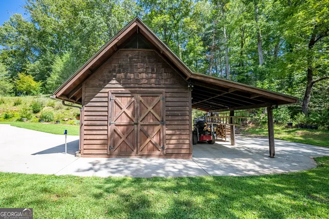 $1,329,000 | 198 Stonecreek Drive, Franklin, NC 28734