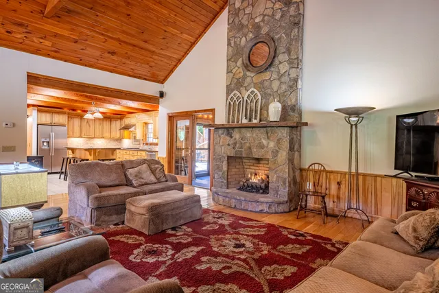 a view of a backyard with plants and a garden