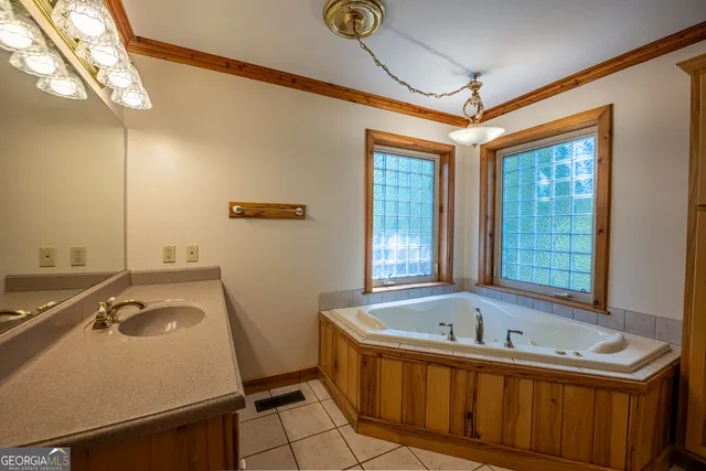 $1,329,000 | 198 Stonecreek Drive, Franklin, NC 28734