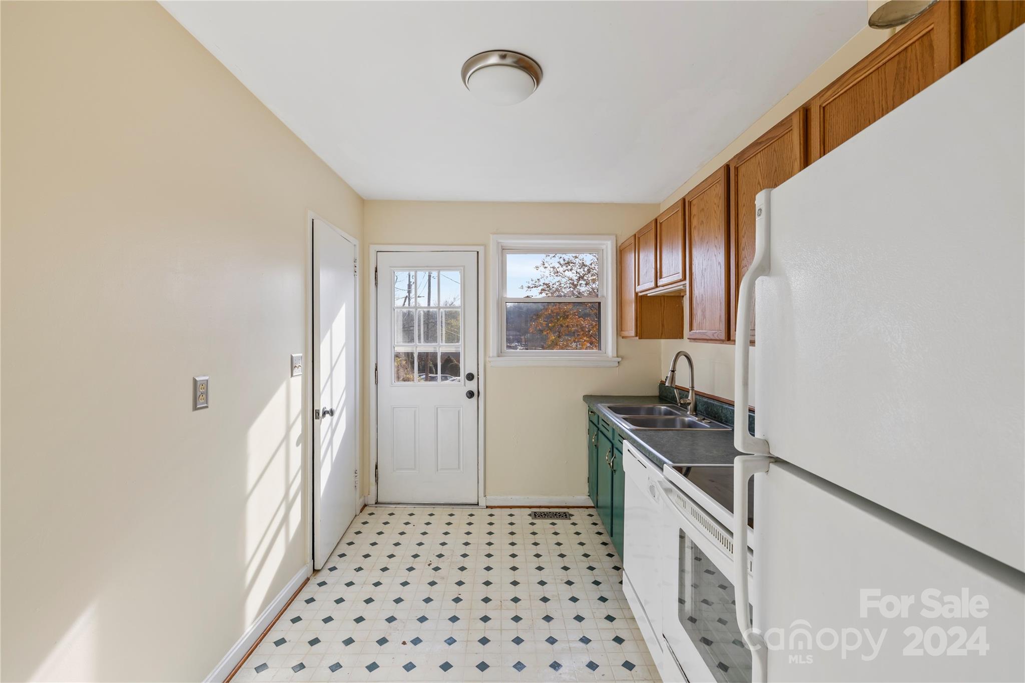 30 Elm Bend Road Brevard, NC 28712 - Photo 19 of 21 Gallery Image 19