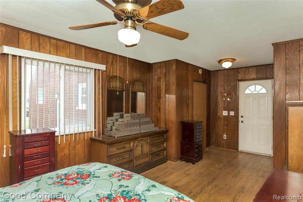 4105 Durham Road Royal Oak, MI 48073 - Photo 19 of 36 Gallery Image 19