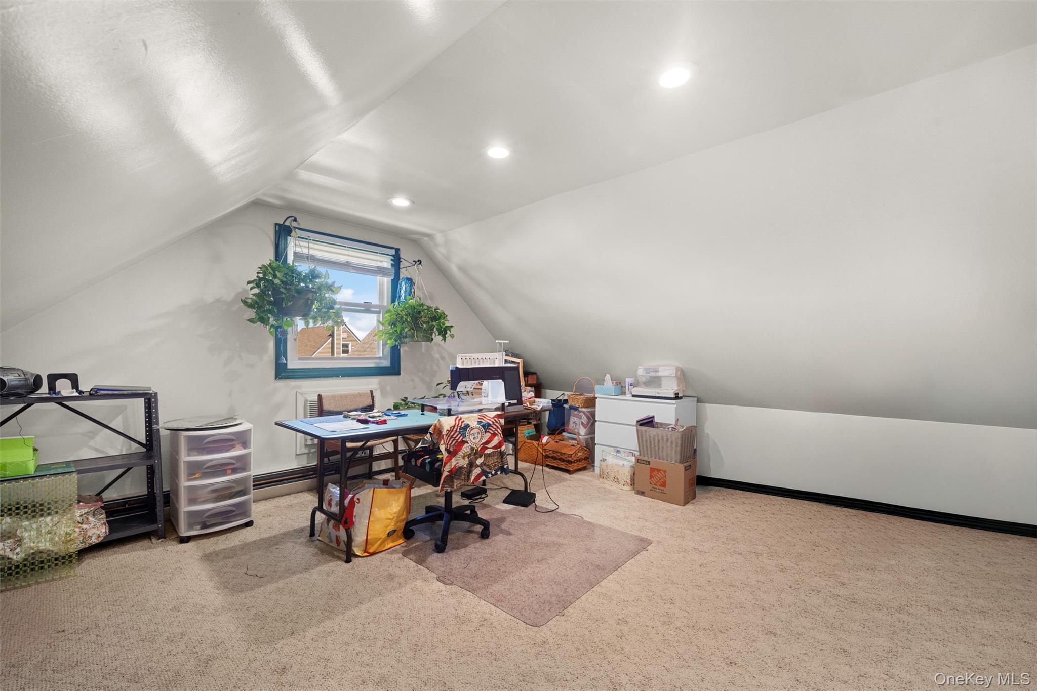 2389 Lindy Road Westbury, NY 11590 - Photo 27 of 41