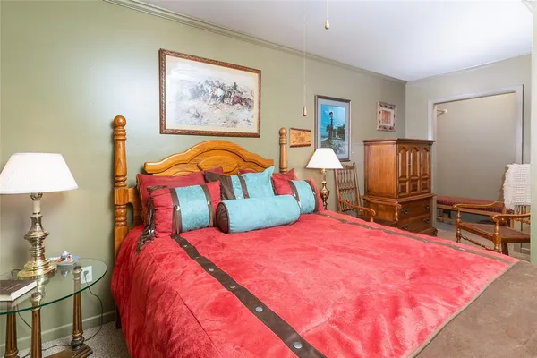 $439,900 | 704 South Bridge Street, Brady, TX 76825