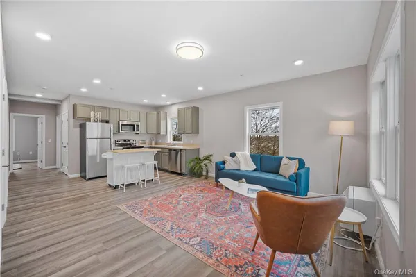 $3,400 | 108 North Kensico Avenue, Unit 3B, White Plains, NY 10604
