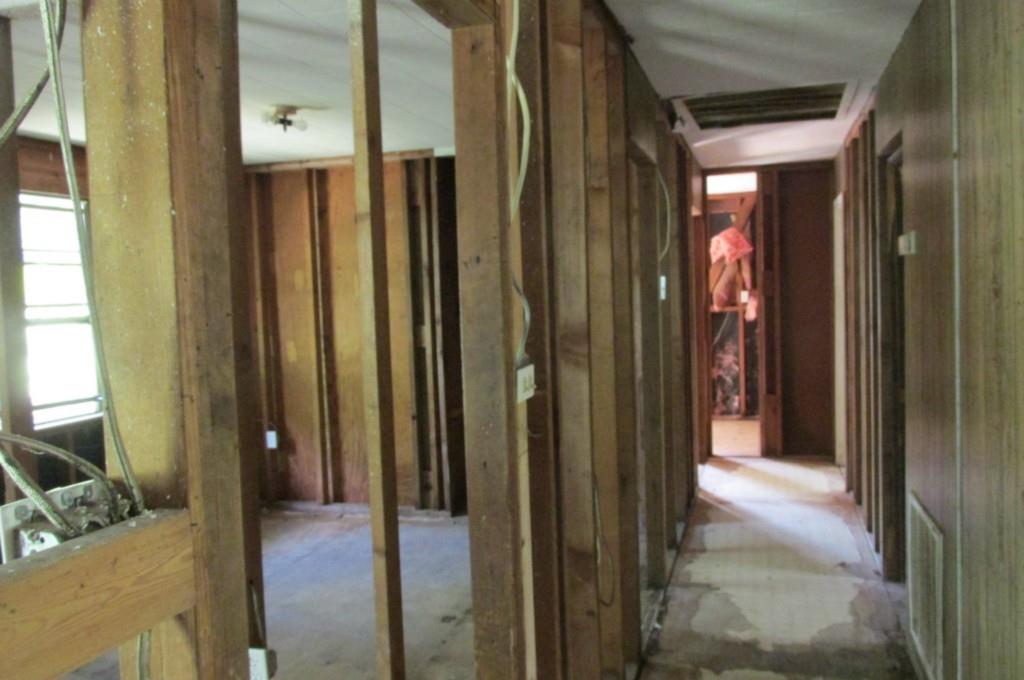 32322 Bud Jubin Road Springfield, LA 70462 - Photo 6 of 11 Gallery Image 6