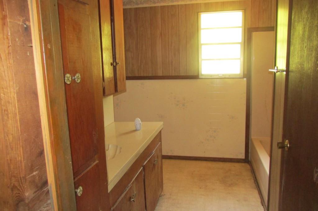 32322 Bud Jubin Road Springfield, LA 70462 - Photo 7 of 11 Gallery Image 7
