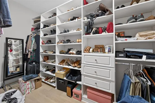 $995,000 | 11550 Delwick Drive, Windermere, FL 34786