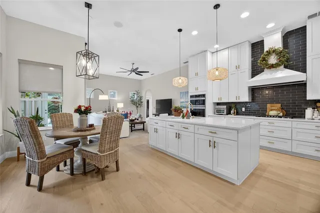 $995,000 | 11550 Delwick Drive, Windermere, FL 34786