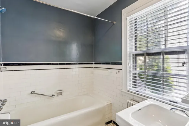 $4,300 | 5339 32nd Street Northwest, Washington, DC 20015