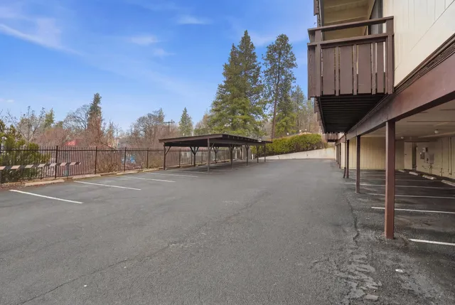 $245,000 | 844 West Cliff Drive, Unit 107, Spokane, WA 99204