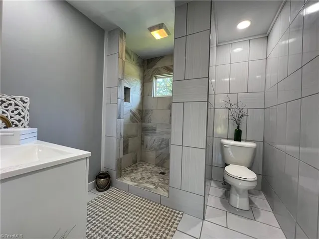 $225,000 | 118 Triplett Street, Jonesville, NC 28642