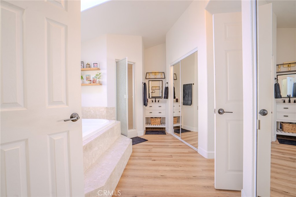5039 West 134th Street Hawthorne, CA 90250 - Photo 23 of 30 a spacious bathroom with a tub and shower