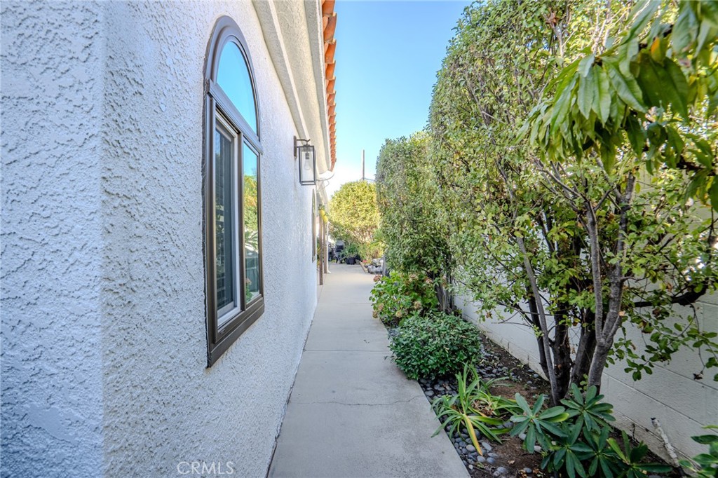 5039 West 134th Street Hawthorne, CA 90250 - Photo 25 of 30 a view of a front door and garden