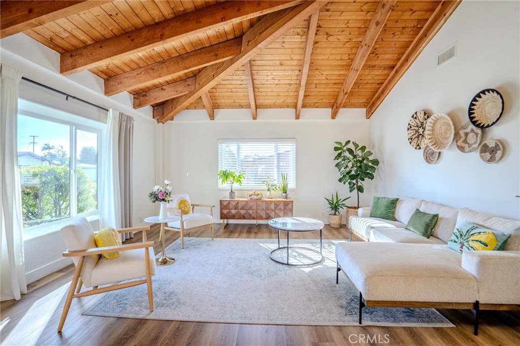5039 West 134th Street Hawthorne, CA 90250 - Photo 8 of 30 a living room with furniture and wooden floor