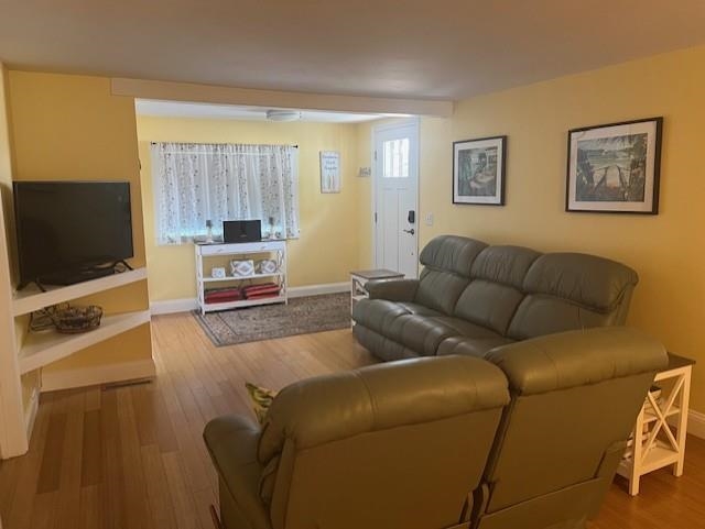 23 Walnut Avenue Hampton, NH 03842 - Photo 2 of 29