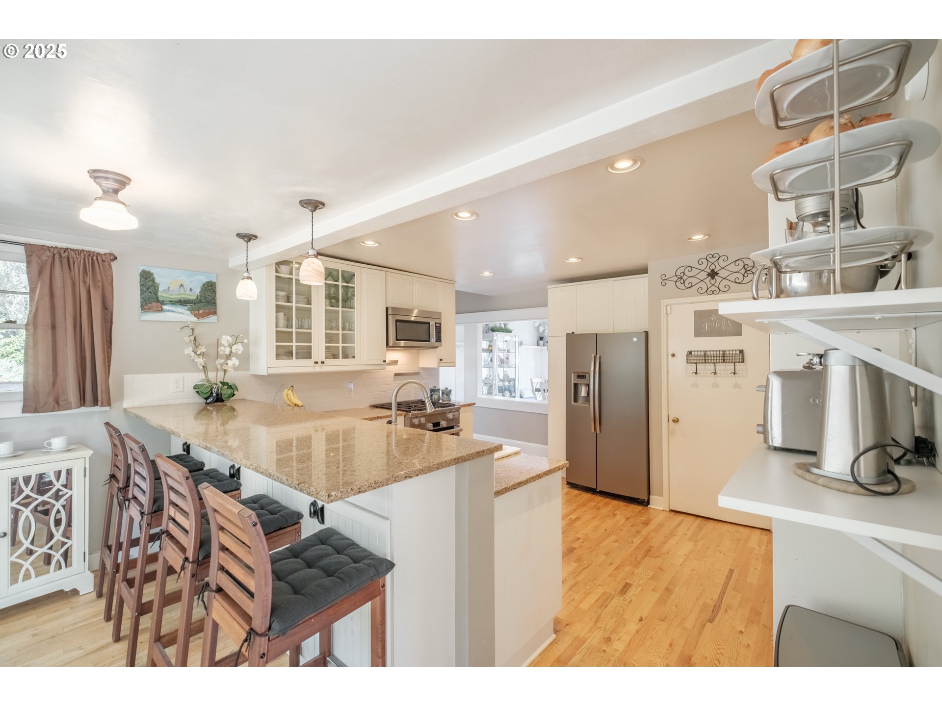 13060 Southwest Elk Rock Road Lake Oswego, OR 97034 - Photo 11 of 45