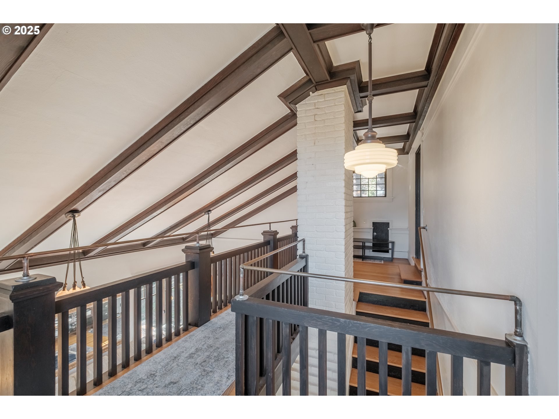 13060 Southwest Elk Rock Road Lake Oswego, OR 97034 - Photo 17 of 45