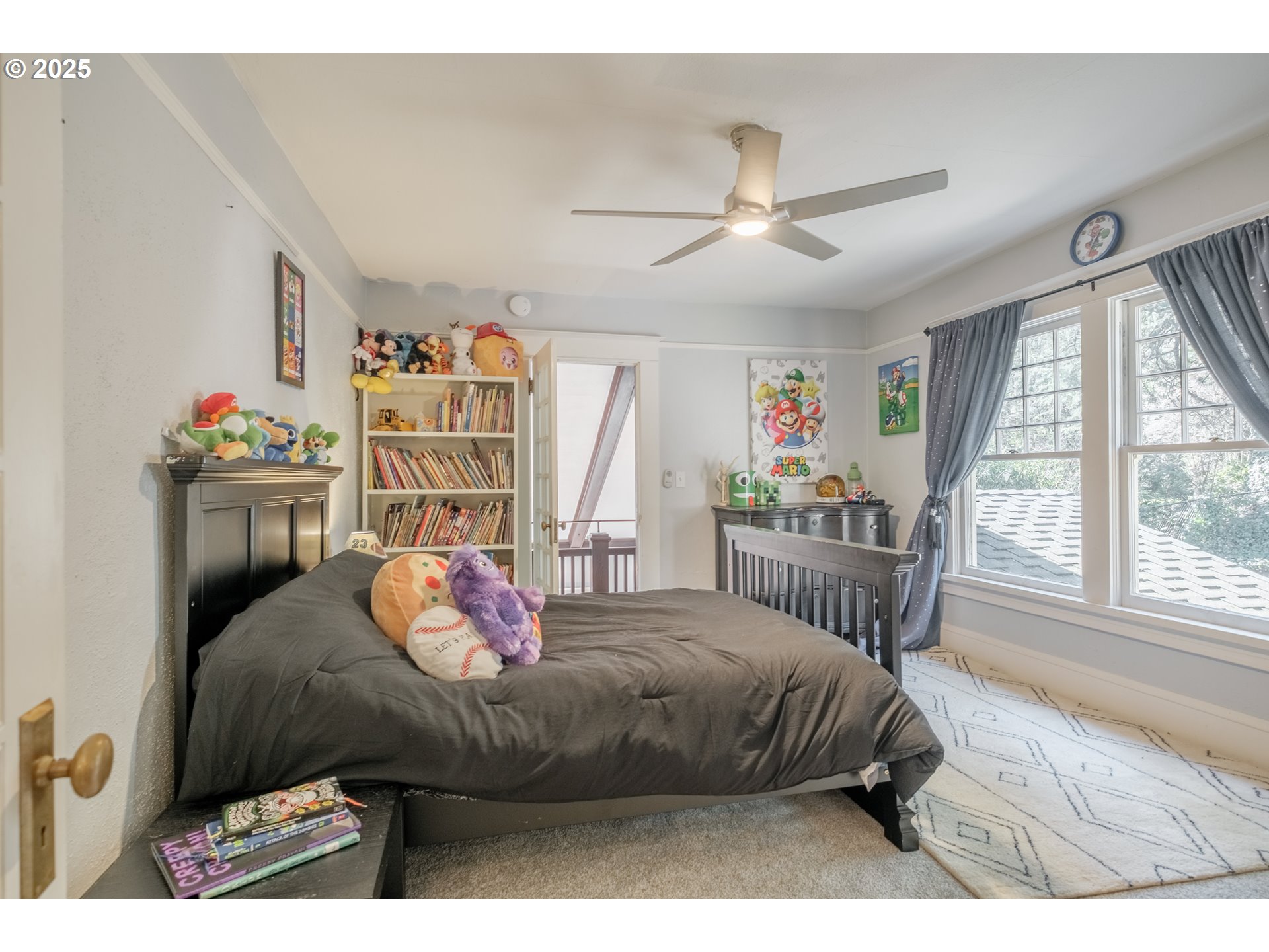 13060 Southwest Elk Rock Road Lake Oswego, OR 97034 - Photo 25 of 45