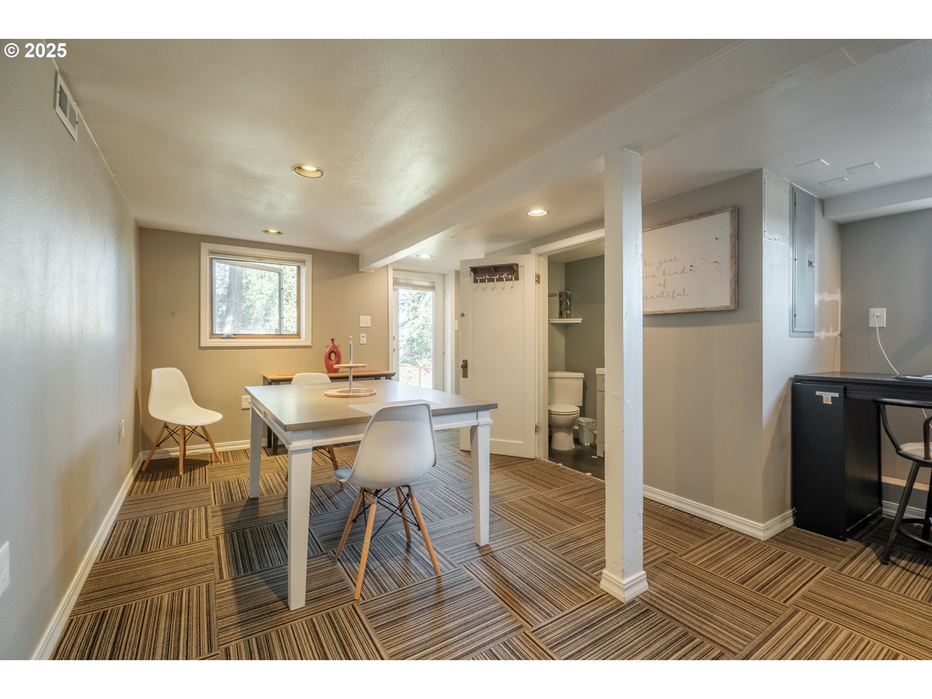 13060 Southwest Elk Rock Road Lake Oswego, OR 97034 - Photo 27 of 45