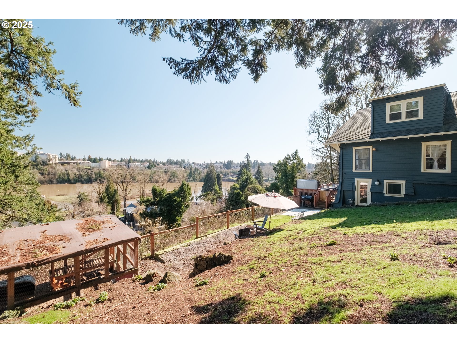 13060 Southwest Elk Rock Road Lake Oswego, OR 97034 - Photo 36 of 45