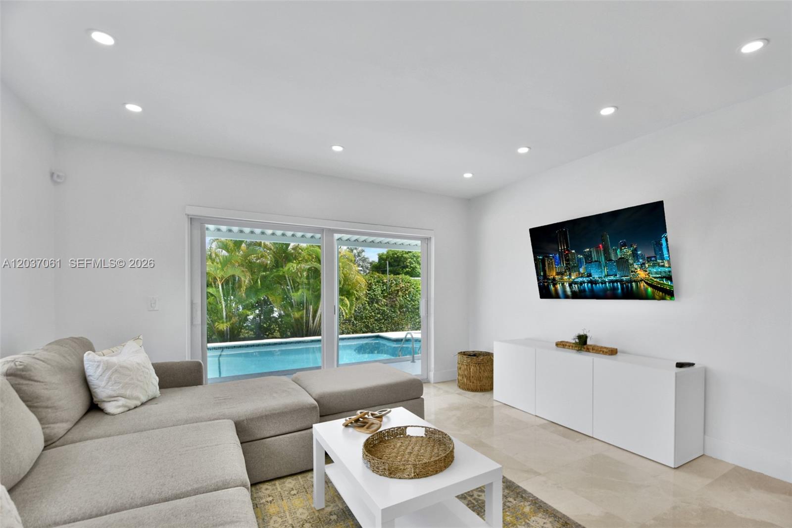 2195 Southwest 25th Terrace Miami, FL 33133 - Photo 53 of 86