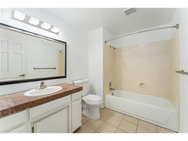 $415,000 | 3046 Crystal Mountain Avenue, Medford, OR 97504