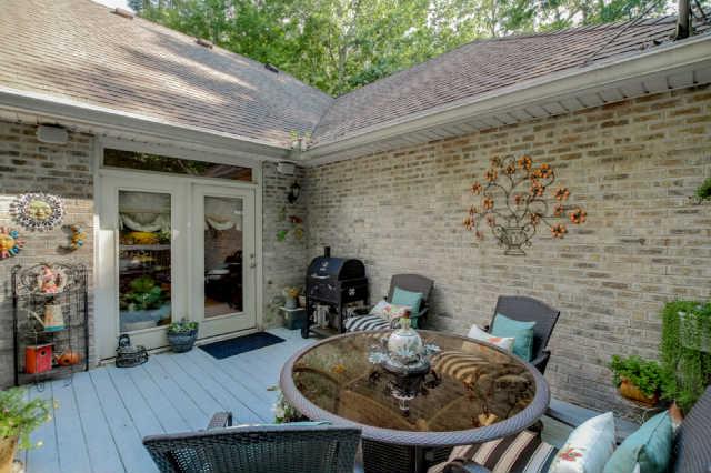 8805 Byrum Chapel Road Portland, TN 37148 - Photo 15 of 19 A great place to grill and enjoy on the newly painted deck.