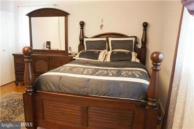 12920 Sturbridge Road Woodbridge, VA 22192 - Photo 11 of 22 Bedroom (Master)