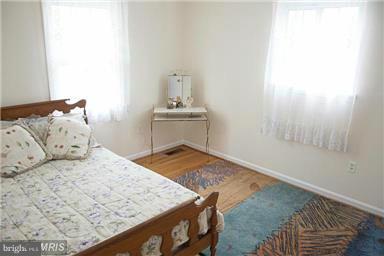 12920 Sturbridge Road Woodbridge, VA 22192 - Photo 13 of 22 Bedroom
