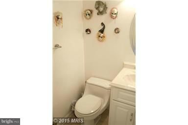 12920 Sturbridge Road Woodbridge, VA 22192 - Photo 9 of 22 Bath