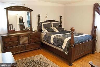 12920 Sturbridge Road Woodbridge, VA 22192 - Photo 10 of 22 Bedroom (Master)