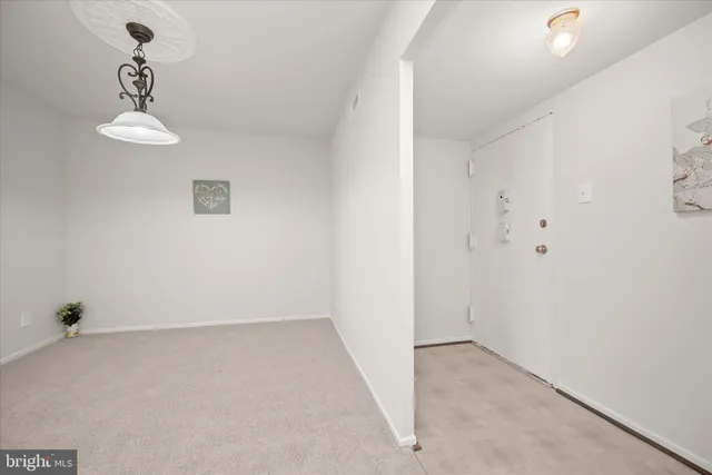 $229,900 | 19419 Brassie Place, Unit 102, Gaithersburg, MD 20886