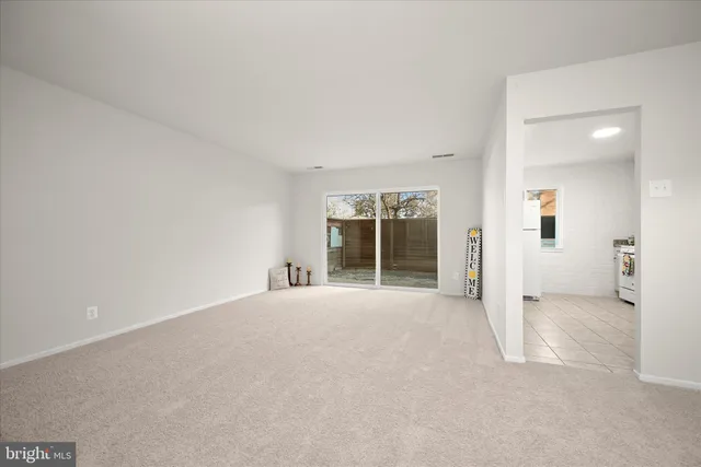 $229,900 | 19419 Brassie Place, Unit 102, Gaithersburg, MD 20886