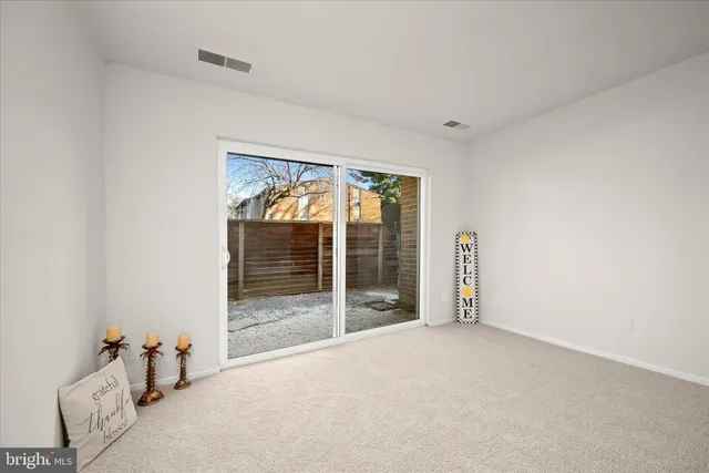 $229,900 | 19419 Brassie Place, Unit 102, Gaithersburg, MD 20886