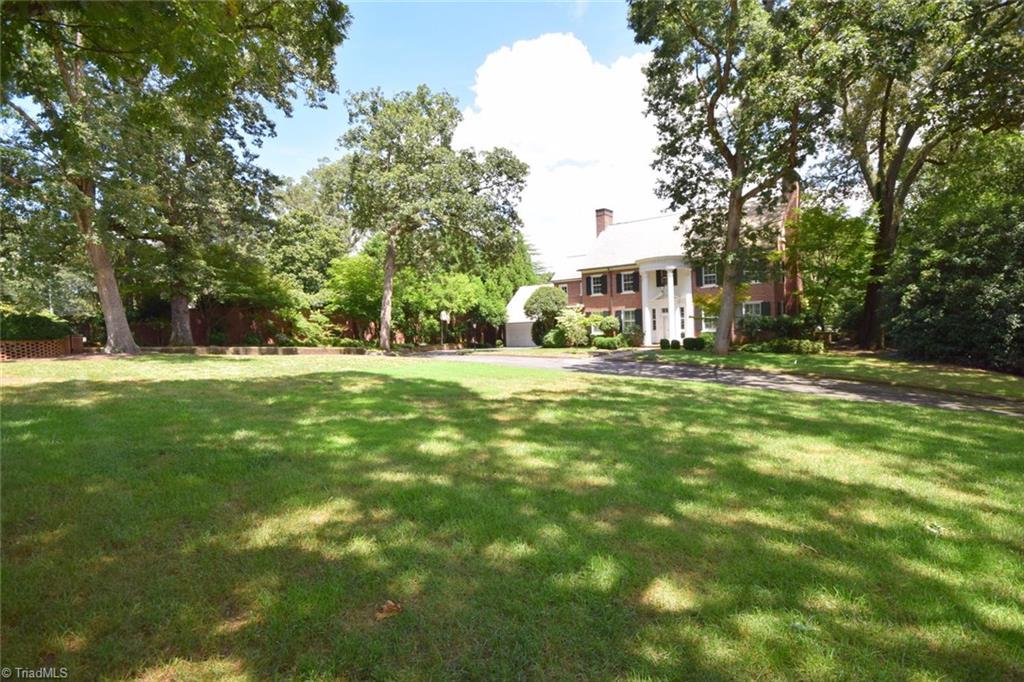 303 Arbor Road Winston-Salem, NC 27104 - Photo 2 of 26 Gallery Image 2