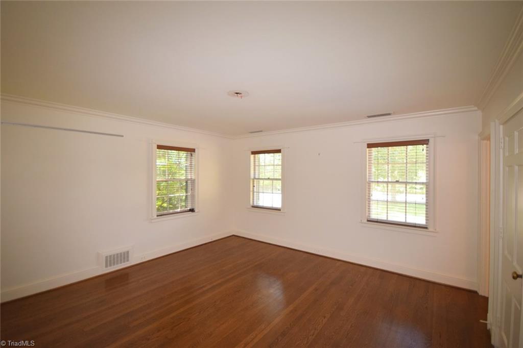 303 Arbor Road Winston-Salem, NC 27104 - Photo 13 of 26 Gallery Image 13