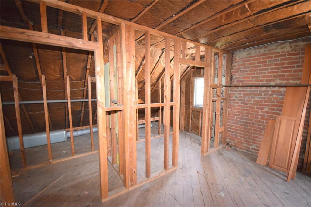303 Arbor Road Winston-Salem, NC 27104 - Photo 19 of 26 Gallery Image 19