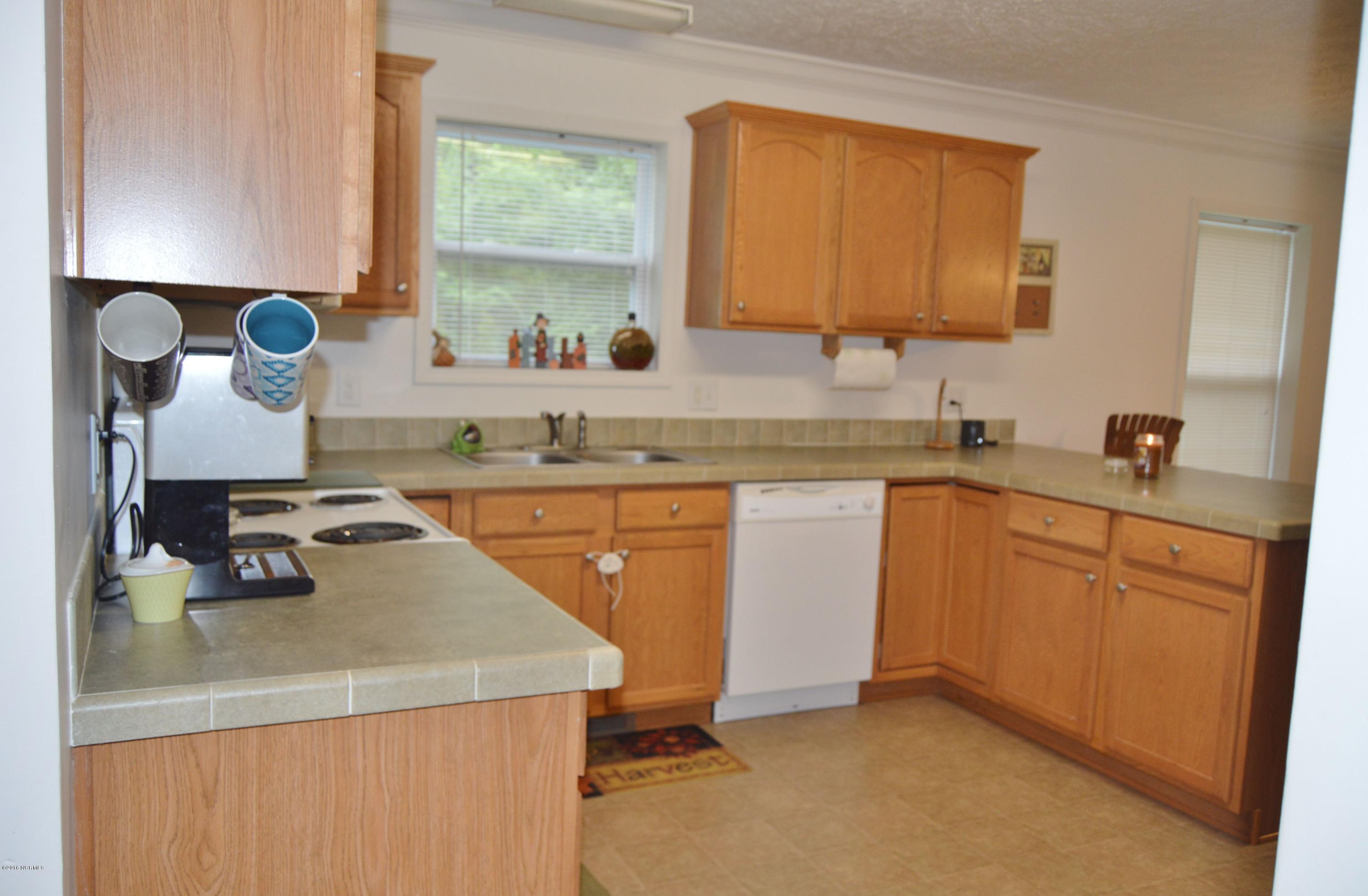 767 Pond Road Rocky Point, NC 28457 - Photo 3 of 24 kitchen 3