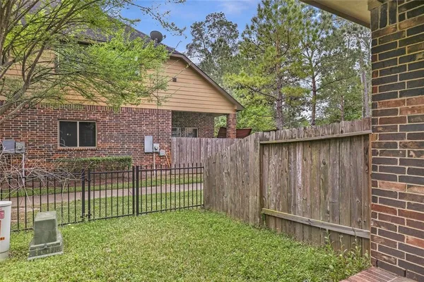 $2,750 | 17906 Arapaho Hill Lane, Humble, TX 77346