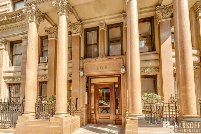 a front view of a building