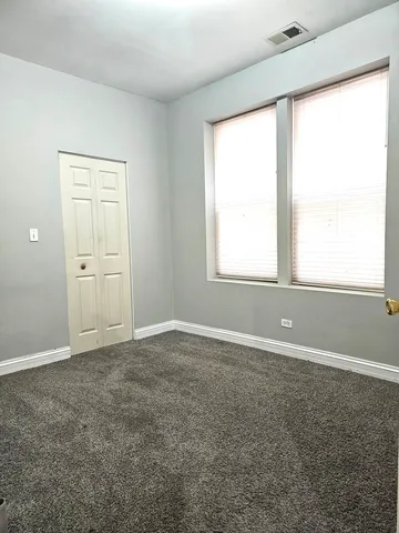 $255,000 | 1520 East Marquette Road, Unit 2B, Chicago, IL 60637