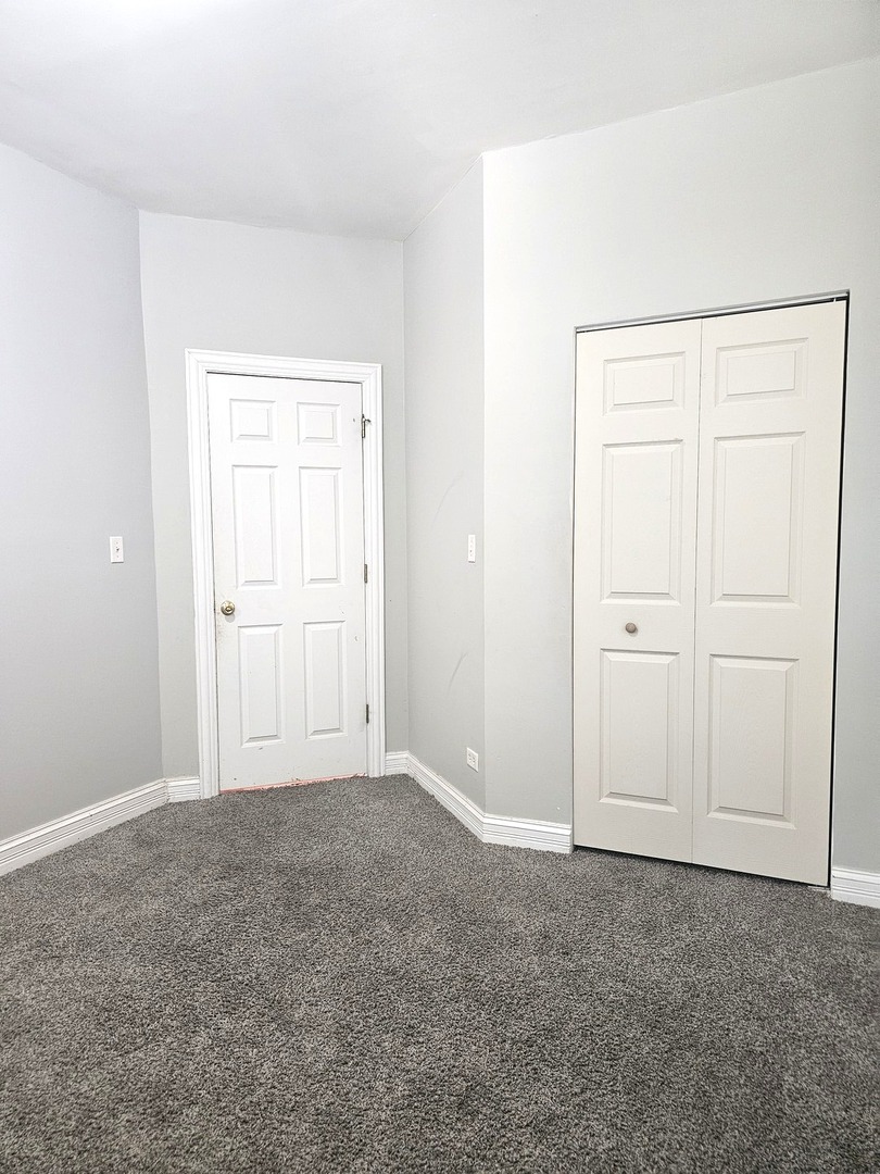 1520 East Marquette Road, Unit 2B Chicago, IL 60637 - Photo 41 of 44 a view of an empty room