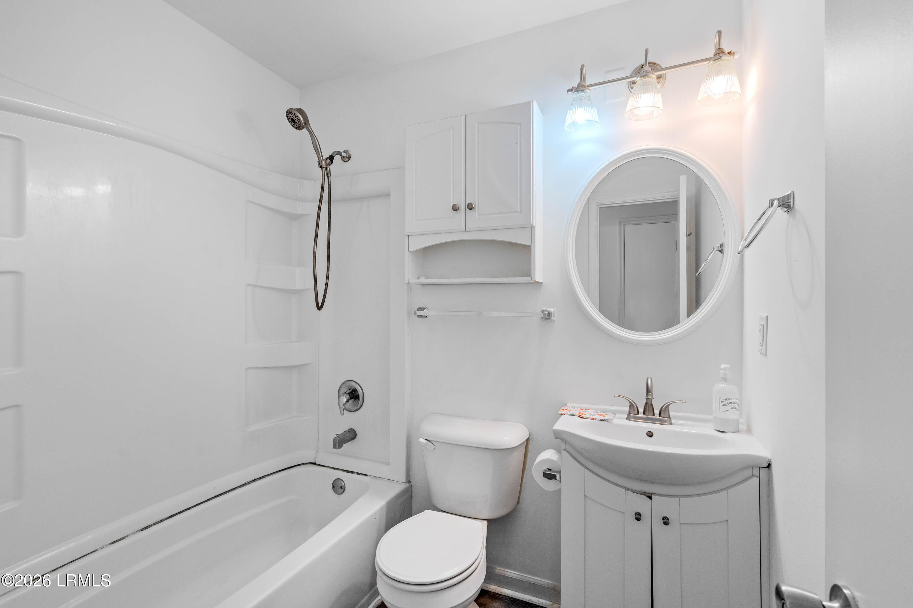 4312 Pinewood Circle Beaufort, SC 29906 - Photo 24 of 33 Main bathroom