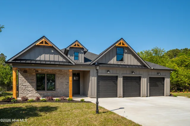 $649,000 | 144 South Middleton Drive Northwest, Calabash, NC 28467