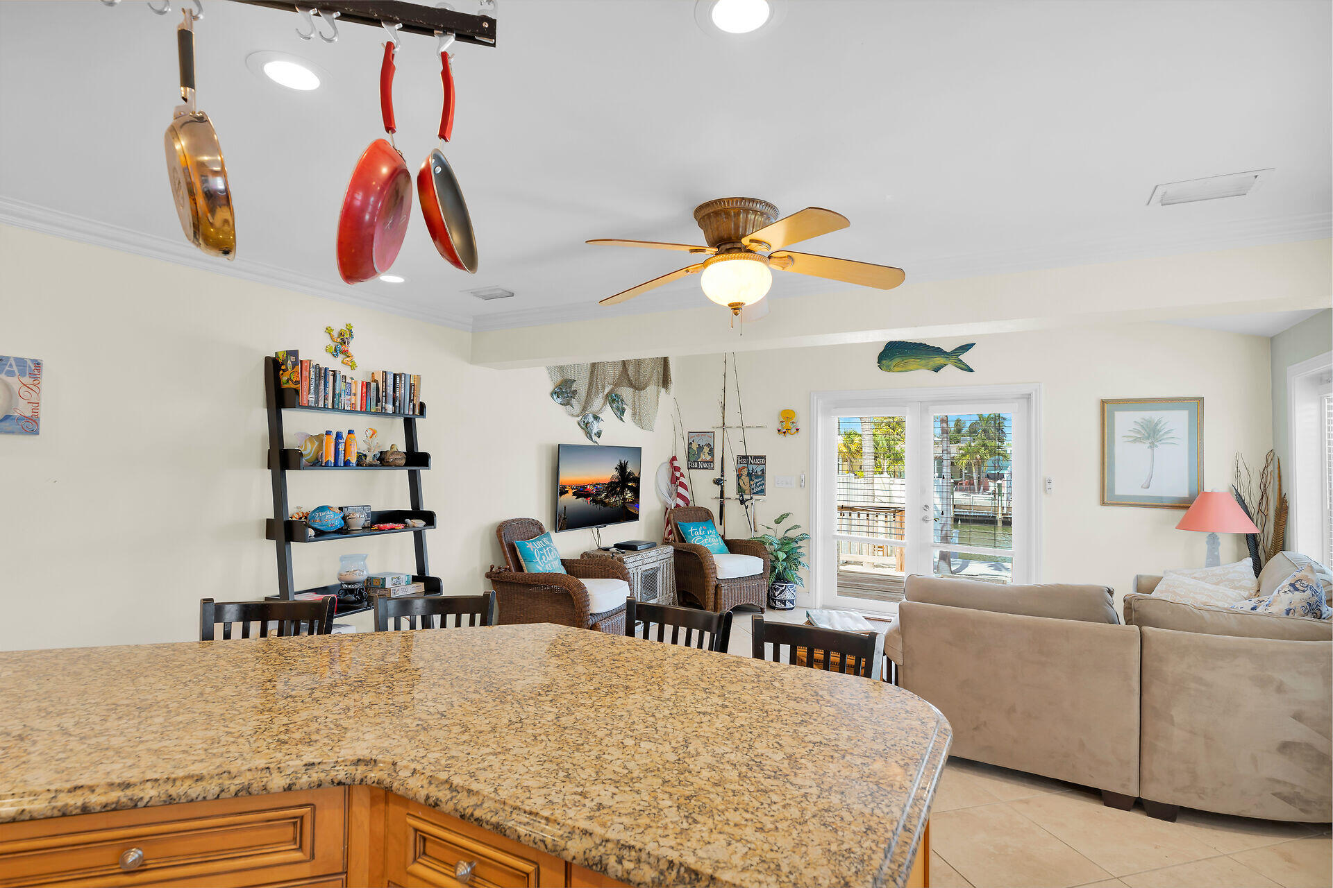 271 3rd Street Key Colony Beach, FL 33051 - Photo 6 of 36 Living Area