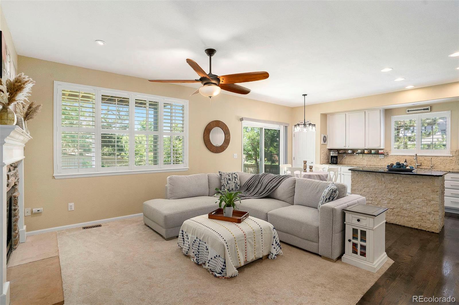 10963 Timber Ridge Lane Highlands Ranch, CO 80130 - Photo 7 of 38 Gallery Image 7