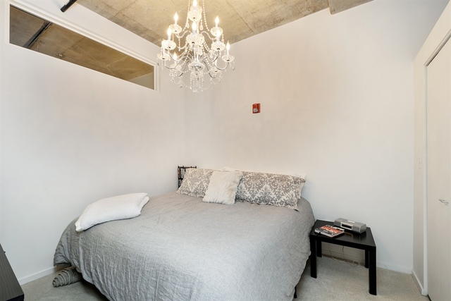 933 West Van Buren Street, Unit 404 Chicago, IL 60607 - Photo 16 of 25