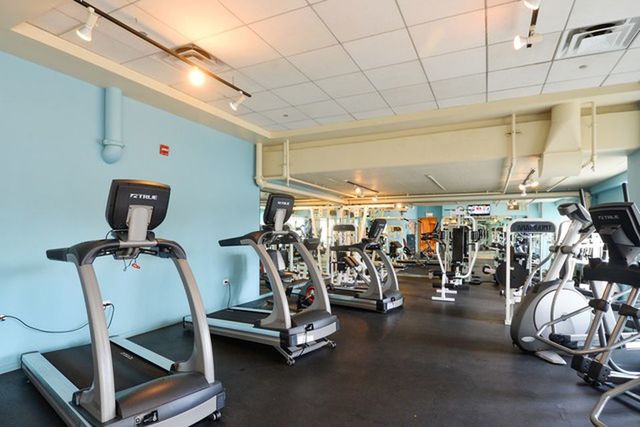 933 West Van Buren Street, Unit 404 Chicago, IL 60607 - Photo 23 of 25