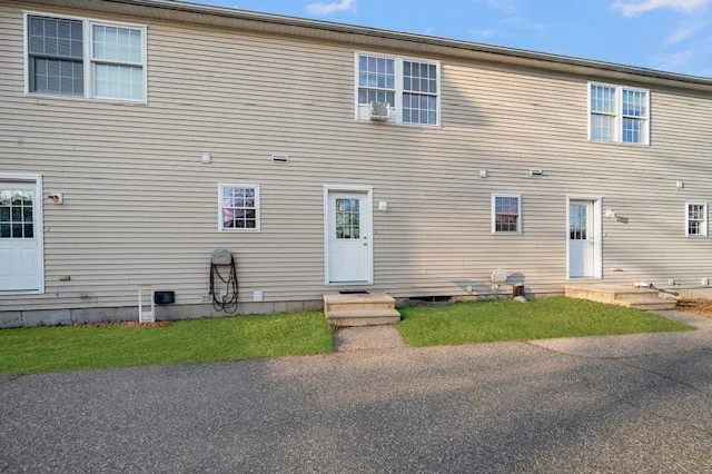 $399,900 | 22 Vernon Street, Unit B, Providence, RI 02903