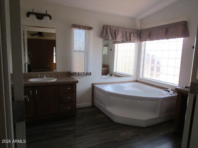 53 County Road, Unit 3203 Vernon, AZ 85940 - Photo 12 of 47 Master bath